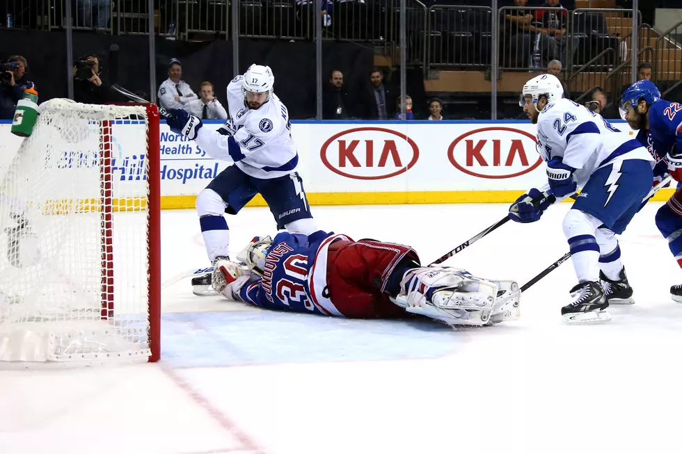 Hat trick leads Lightning over Rangers