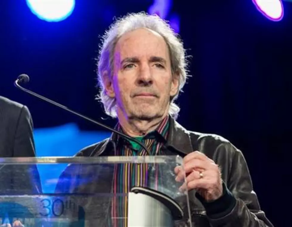 Harry Shearer back at &#8216;The Simpsons&#8217; after contract dispute