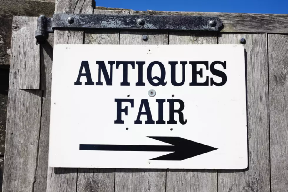 Shop 18th-20th century antiques in NJ at spring fair