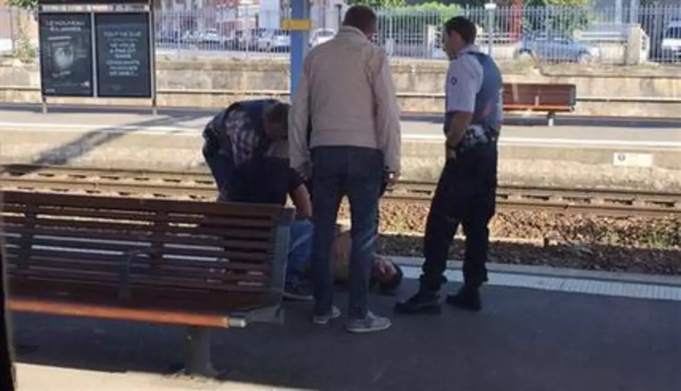 3 Americans praised for subduing gunman on European train