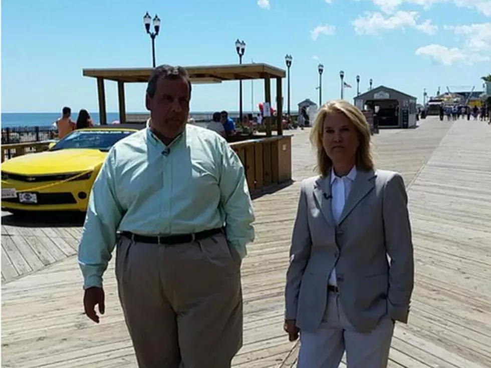 Political Bytes: Christie says Clinton made email probe political (Video)