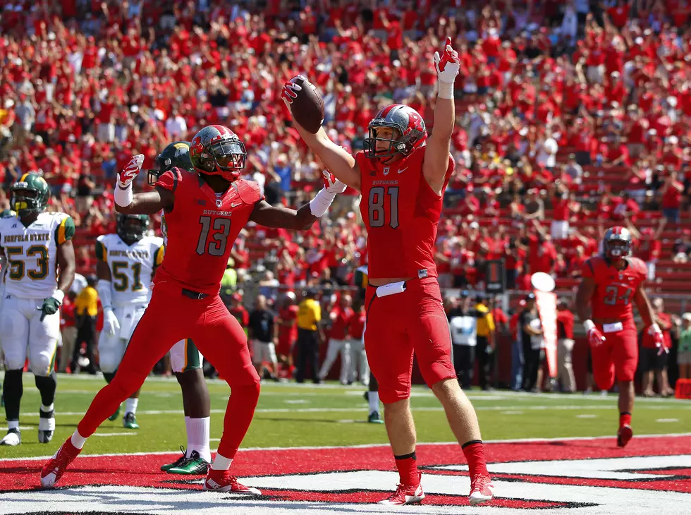 Carroo catches 3 TDs as Rutgers overcomes distractions