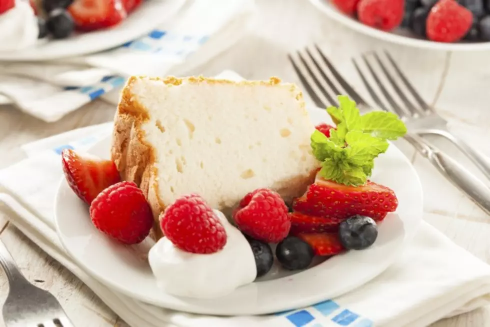 Big Joe&#8217;s Heavenly Angel Food Cake [Recipe]