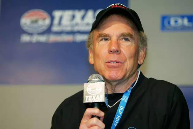 Legendary Dallas Cowboy Roger Staubach denounces Greg Hardy