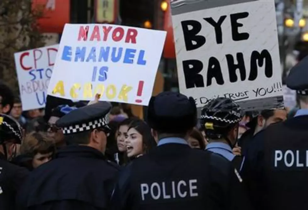 Chicago Mayor Rahm Emanuel &#8216;sorry&#8217; about handling of police shooting