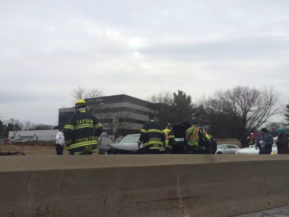 Crashes slow Thursday morning commute on Parkway, Route 78