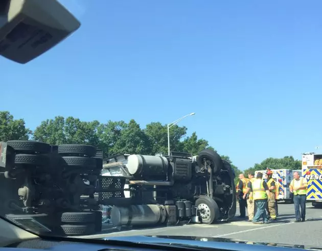 Truck overturns at NJ Turnpike/Route 295 merge