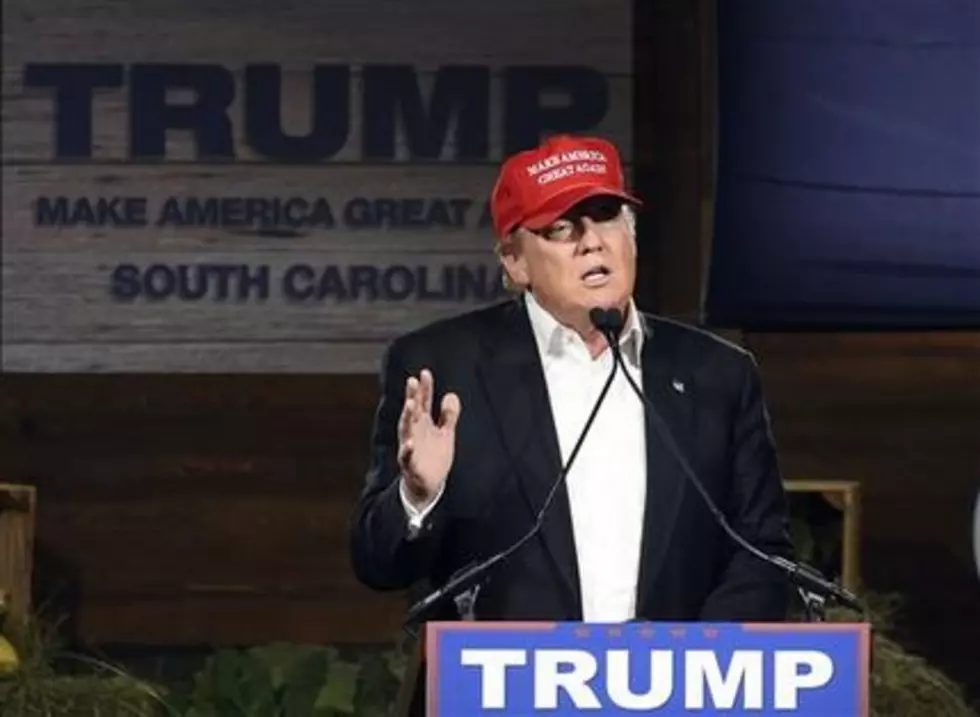 Trump looks to grab attention as GOP rivals debate