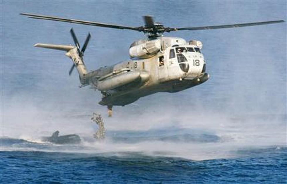 Marine helicopters collide off Oahu, search under way