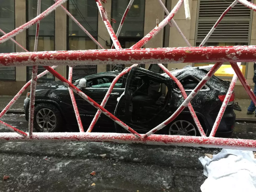 Crane collapses, killing one and smashing cars in NYC&#8217;s Tribeca (PHOTOS)