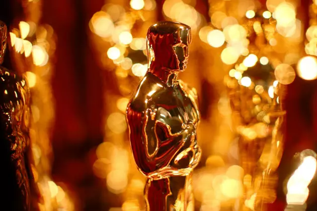 Get red-carpet ready: NJ Oscars parties and hosting tips