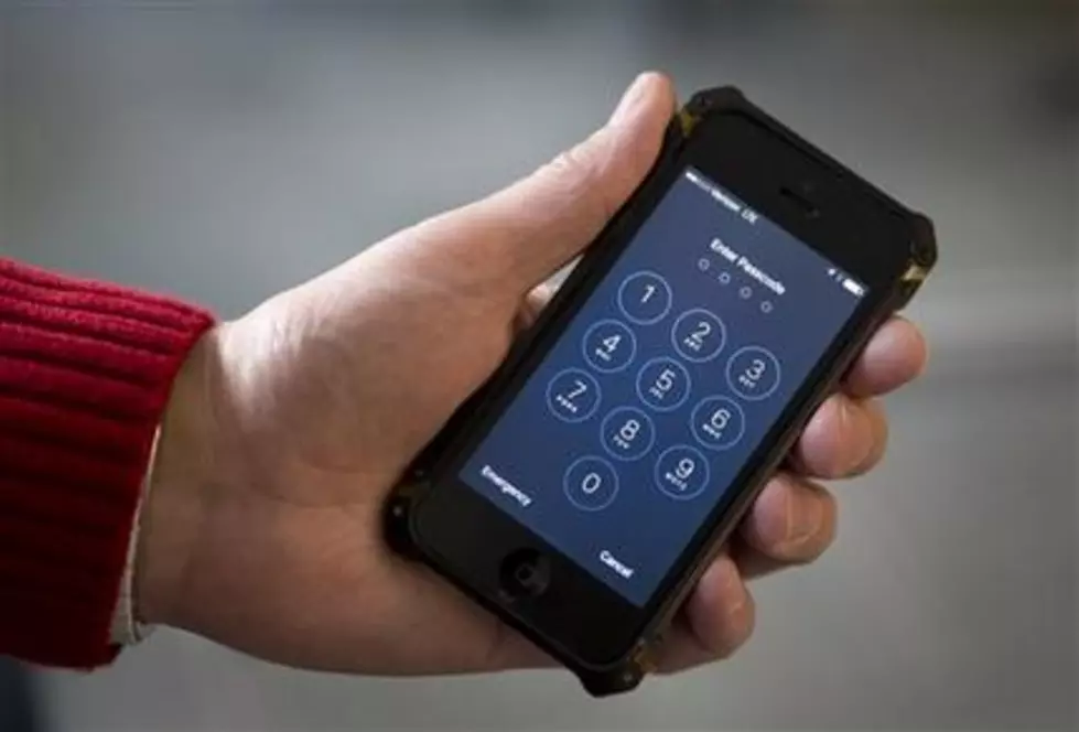 Apple CEO: Feds should withdraw demand for iPhone hack help