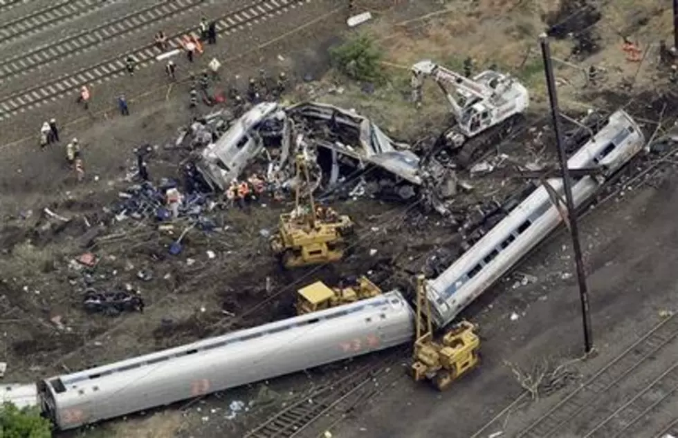 Amtrak engineer recalls opening throttle before fatal crash