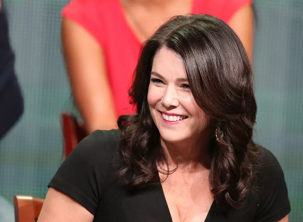 ‘Gilmore Girls’ producer sues for fees on Netflix episodes