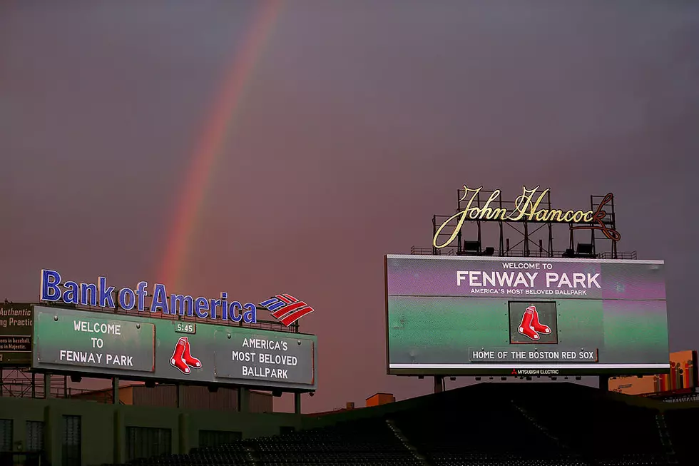 Red Sox fan Stephen King grumbles about Fenway safety nets