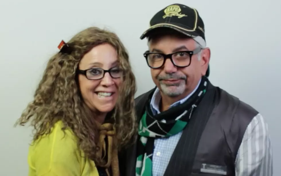 You from Joisey? Dennis & Judi transform into Minnesota tourists (Watch)