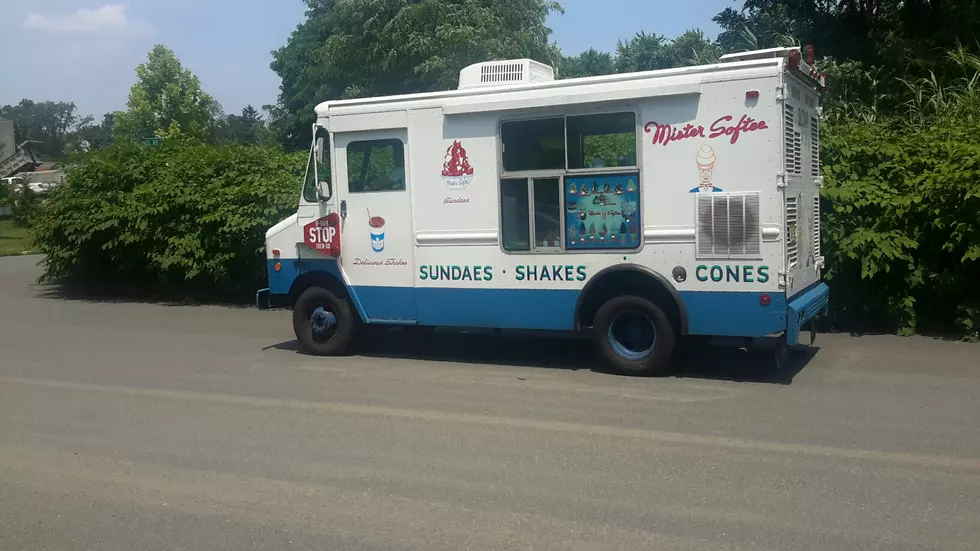 Did you know that there are words to the famous Mister Softee song?