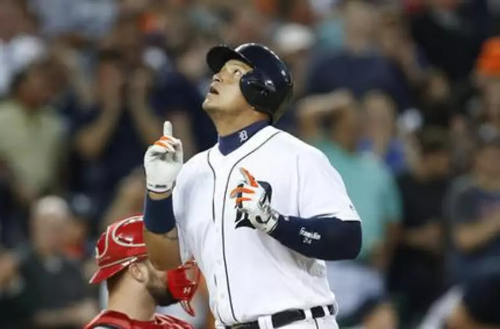 Cabrera homers twice to lift Tigers over Phillies 5-4