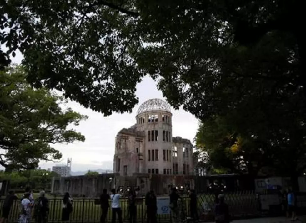 Obama becomes 1st US president to visit Hiroshima bomb site