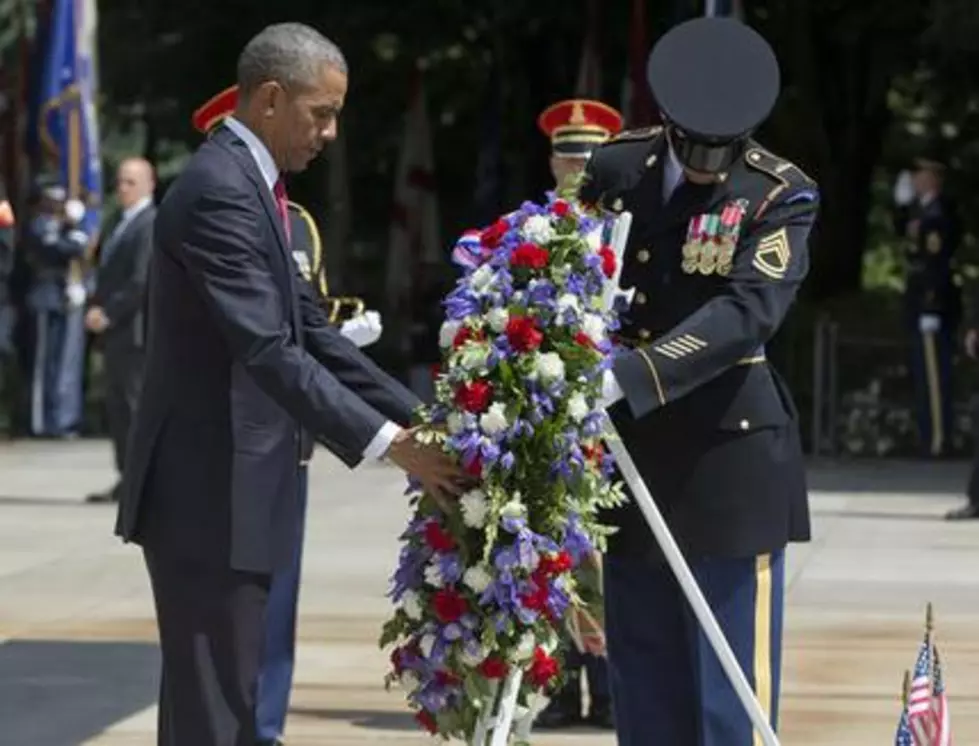 Obama marks Memorial Day at Arlington National Cemetery