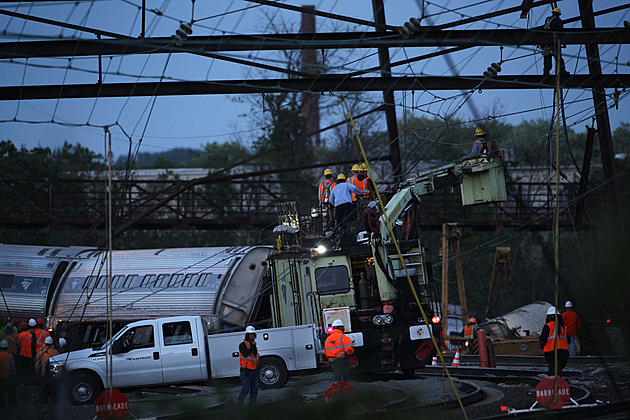 Official: Radio transmissions distracted Amtrak engineer