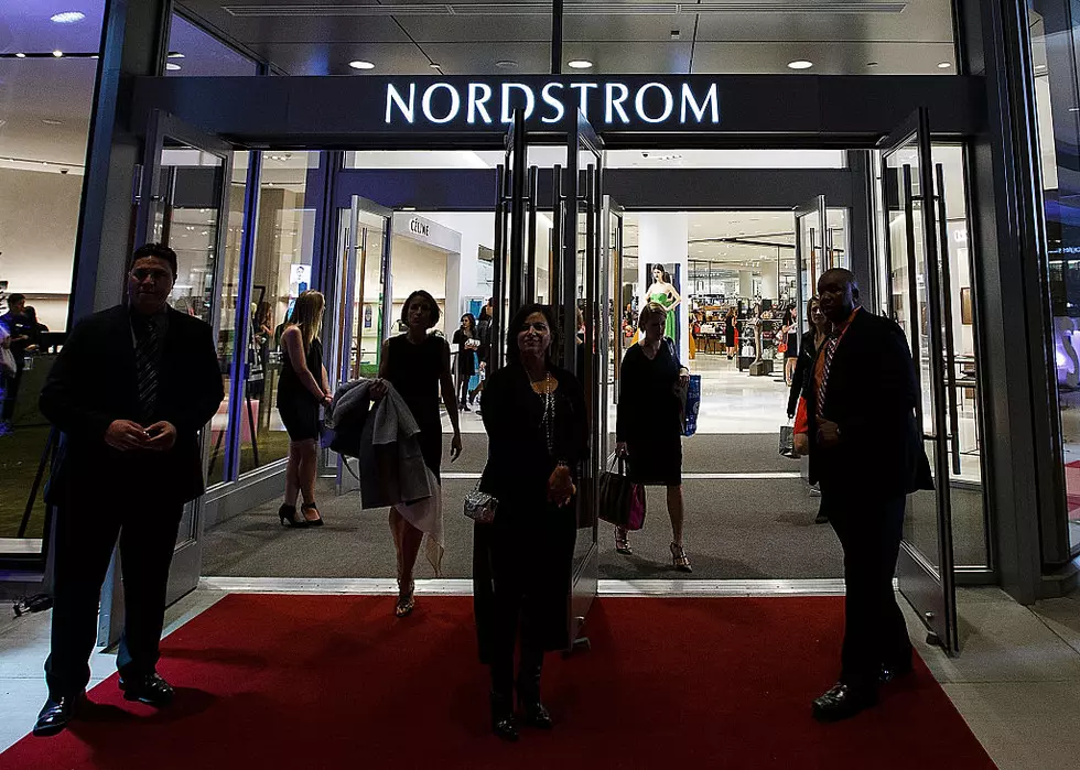 Nordstrom shares tumble on slashed annual outlook, weak 1Q