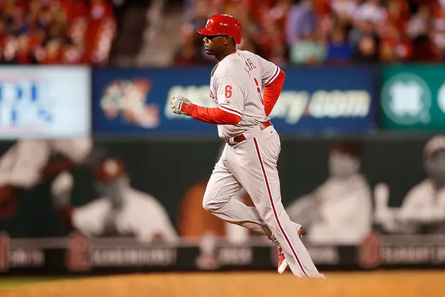 Nola leads Phillies to 1-0 win over Cardinals