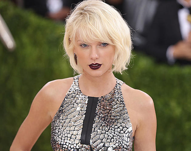 Police: Man detained outside Taylor Swift&#8217;s NYC home