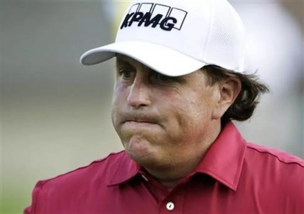Phil Mickelson to forfeit nearly $1 million in SEC case