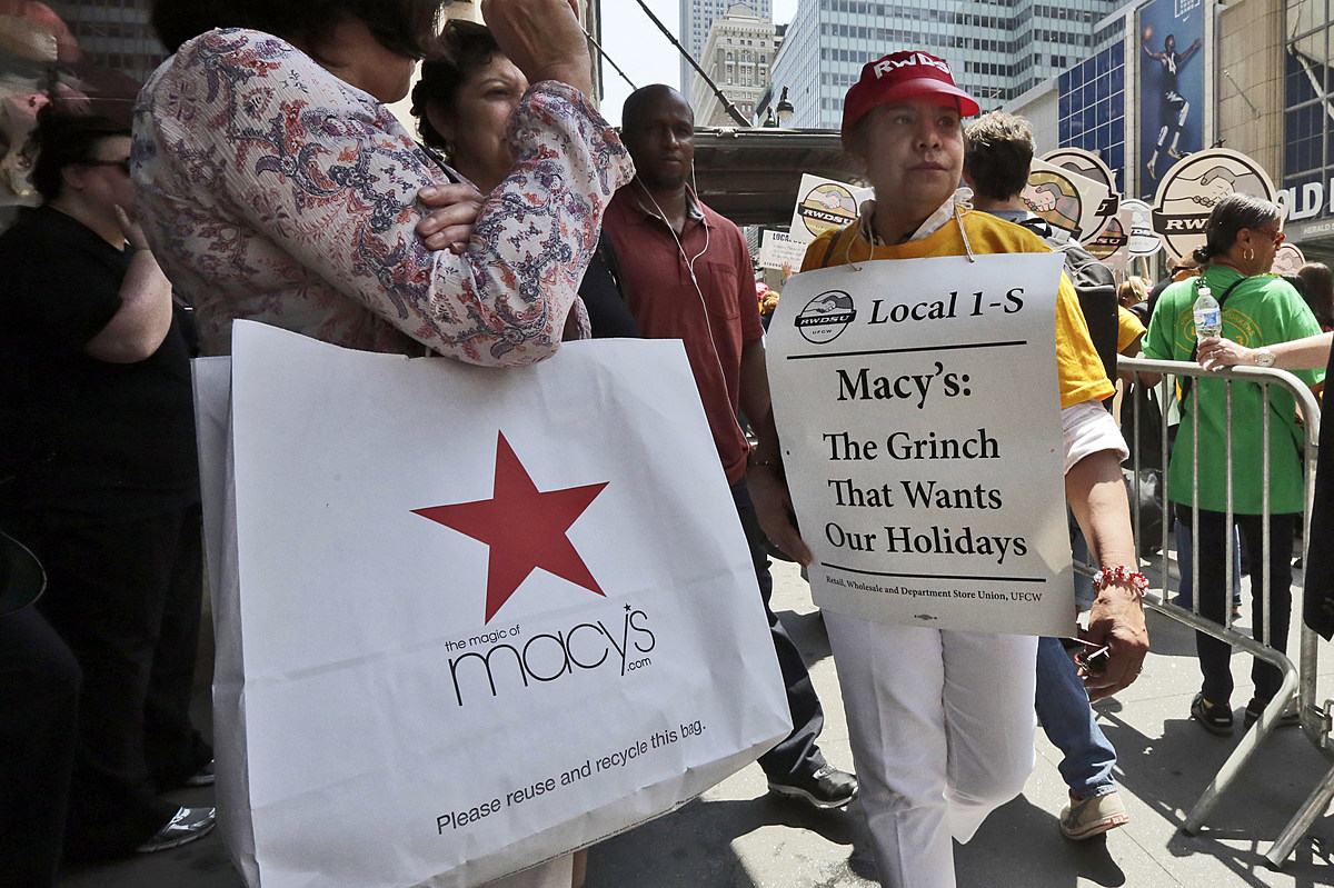 Strike averted at Macy's flagship store with tentative deal