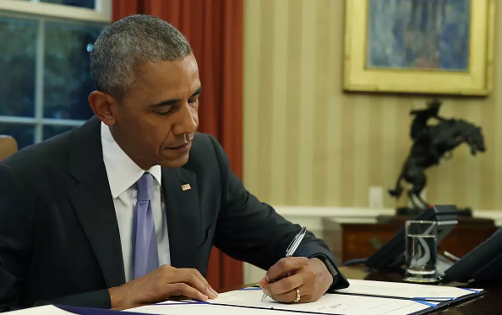 Obama quickly signs Puerto Rico financial rescue bill