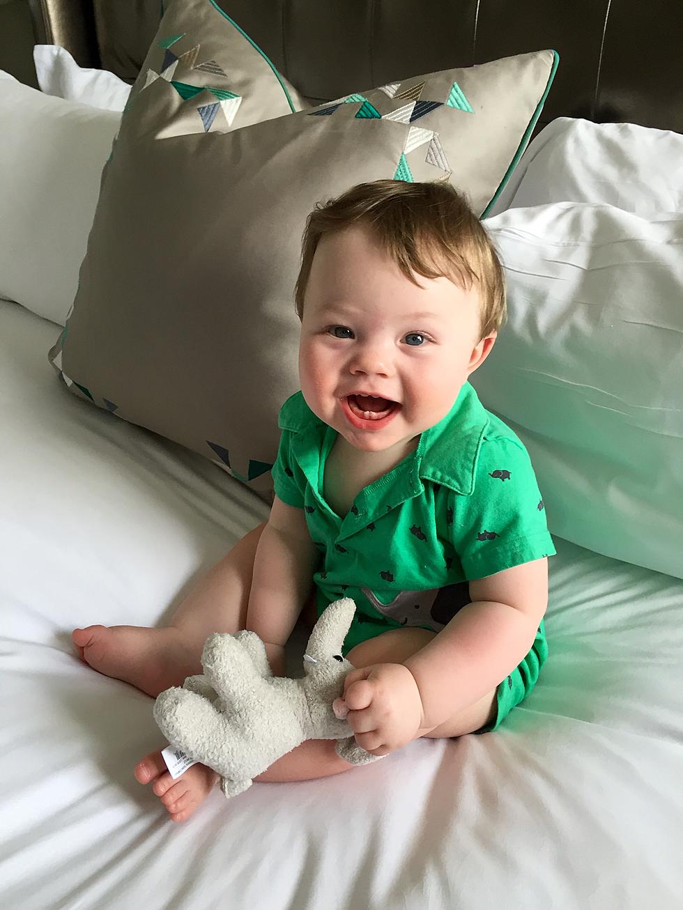 A NJ baby takes his first trip to Philly and his reaction is priceless