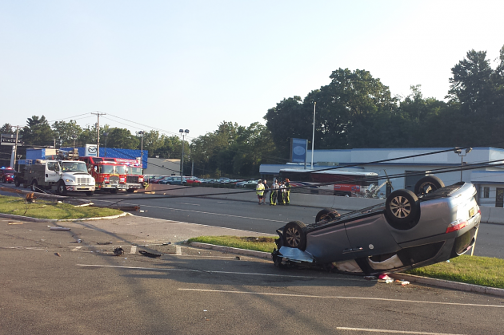 Rt. 9 in Freehold closed due to 3-car crash, police say