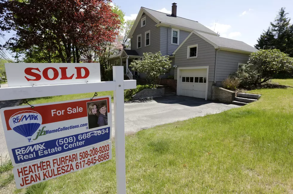 US home sales fell in July amid inventory shortage