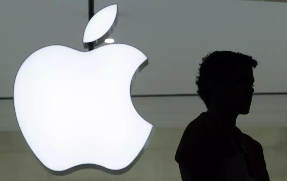 Lew says Apple’s tax fight could spur congressional action