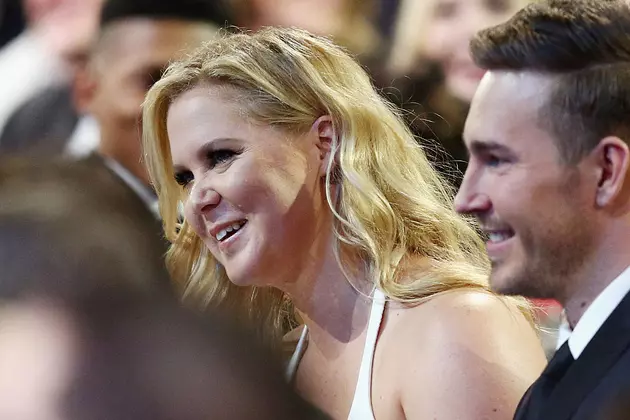 Amy Schumer opens book tour for essay collection