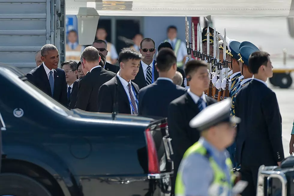 Bumpy beginning for Obama in China, starting on the tarmac