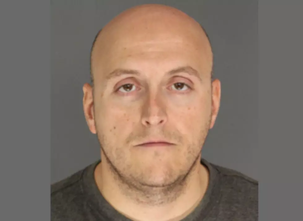 Newark police officer charged with sexually assaulting young girl