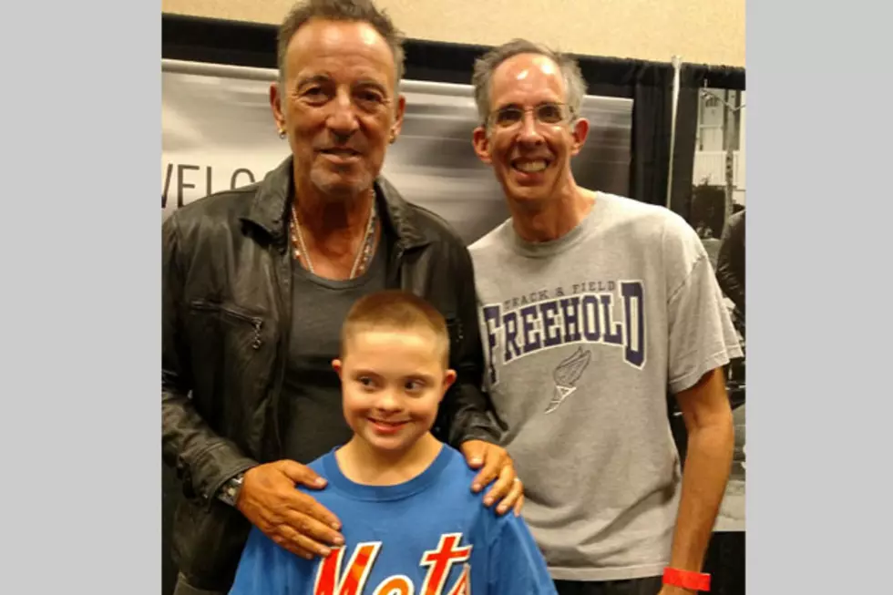 Springsteen signs school-absence note for young fan