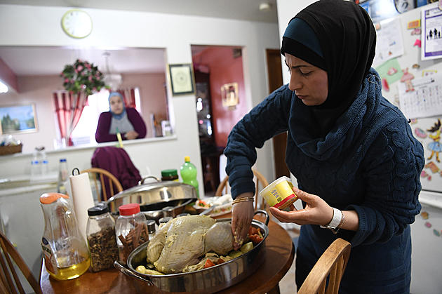 &#8216;I love Thanksgiving! I thank God I’m in America&#8217; — Syrian refugee thrives in NJ