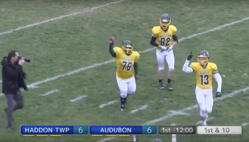 NJ high school football player with Down syndrome scores TD in Thanksgiving game
