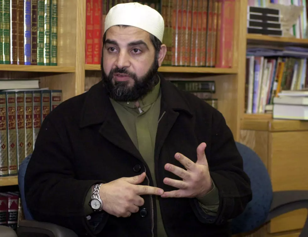 Popular NJ imam, accused of Hamas ties, fights to stay in the US