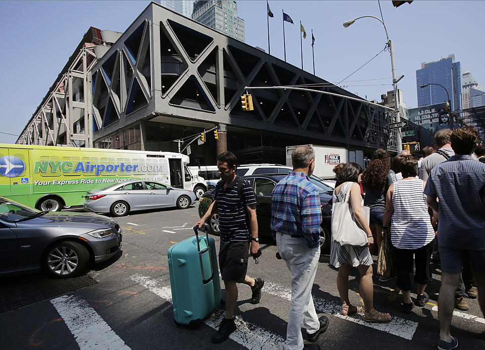 Port Authority split on 10-year plan, New York bus terminal