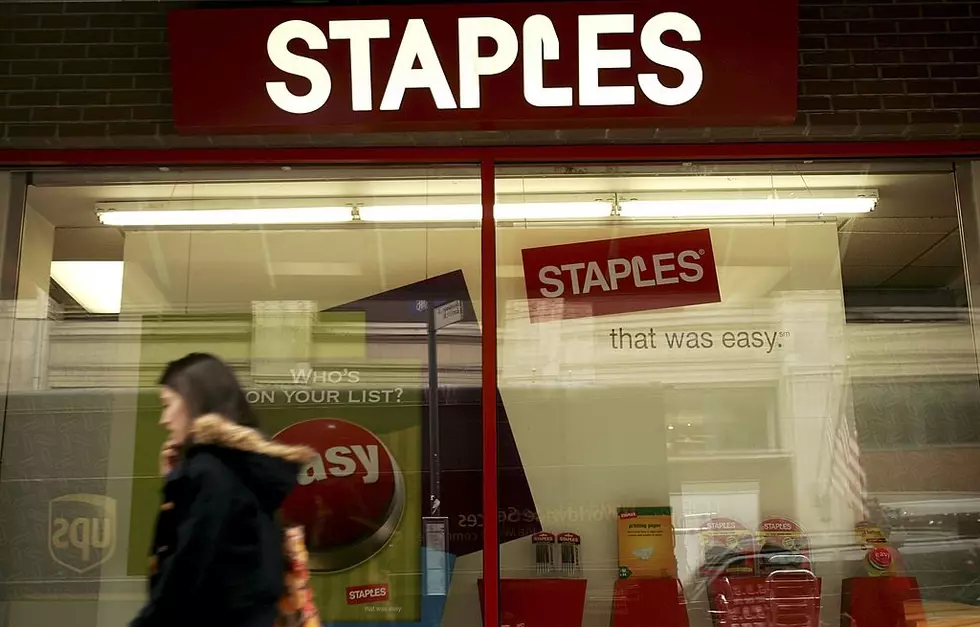 Staples to close 70 stores in 2017