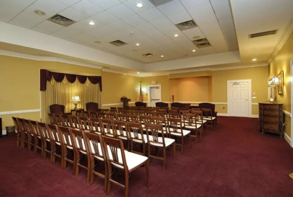 NJ funeral homes can now serve food — some trying it out