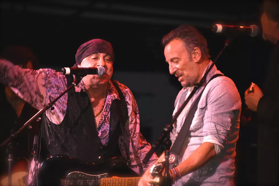 Springsteen makes surprise appearance at Memorial Day Weekend Red Bank show