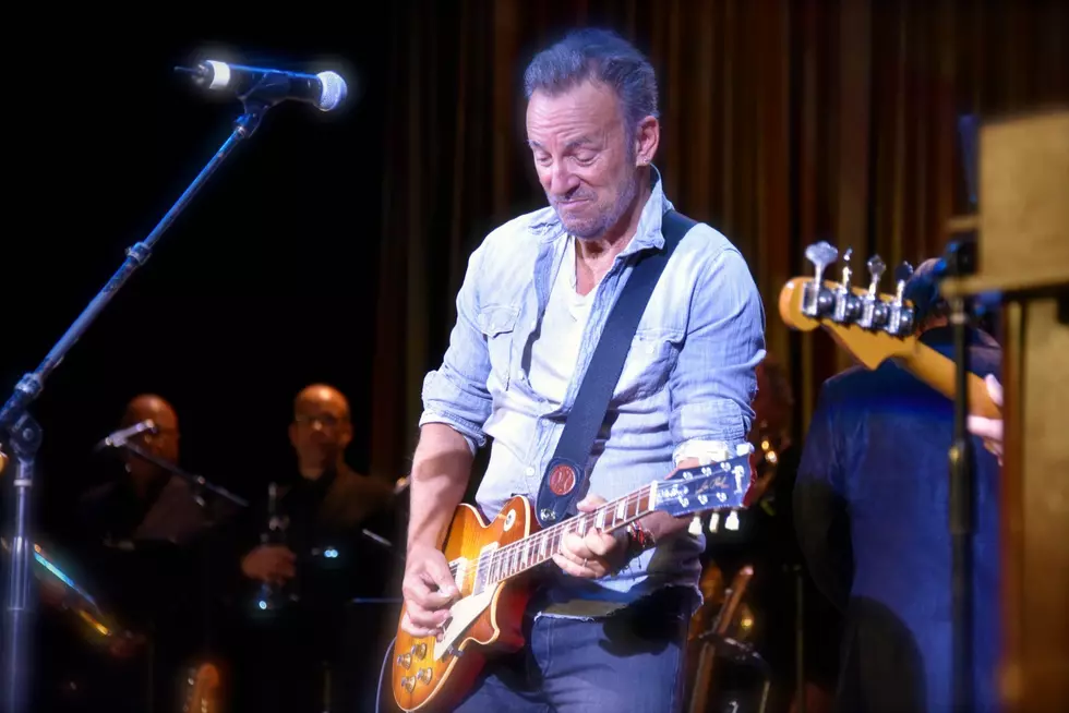 Springsteen surprises crowd during jam session in Asbury Park [PHOTOS]