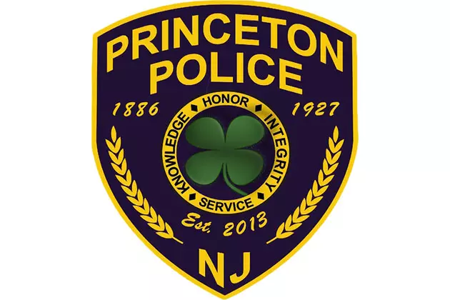 Princeton cops search for man who groped woman on street