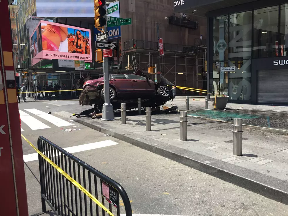 Car plows into Times Square pedestrians, killing 1 and injuring 20