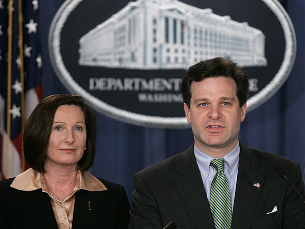 Senate confirms Wray as new FBI director